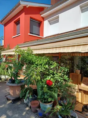 Jardin de l'établissement Chambre calme et agréable