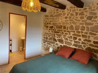 Un ou plusieurs lits dans un hébergement de l'établissement Maison de campagne, Au 40, Morvan, Bourgogne