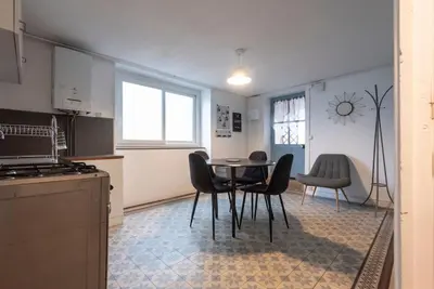 Plan de l'établissement Spacieux- Le clos Lingon
