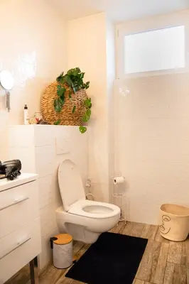 Salle de bains dans l'établissement La Menorah