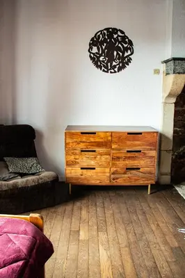 Coin salon dans l'établissement Grand logement (+ jardin surélevé)