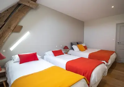 Plan de l'établissement Grande maison de caractère avec Piscine