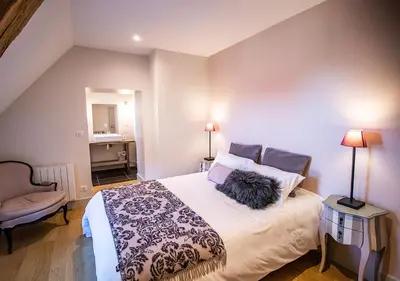Plan de l'établissement Grande maison de caractère avec Piscine