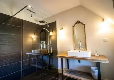 Plan de l'établissement Grande maison de caractère avec Piscine