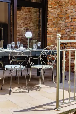 Balcon ou terrasse dans l'établissement L'ACADEMIE