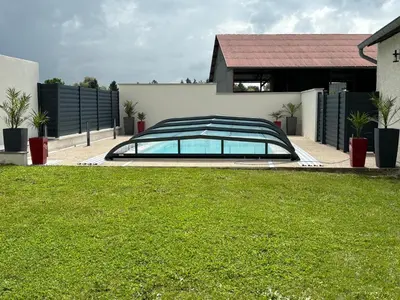 Piscine de l'établissement Chez Laurence ou située à proximité