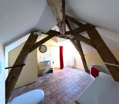 Un ou plusieurs lits dans un hébergement de l'établissement L'Ancien Moulin du Château de Marrault - Gîte de groupe