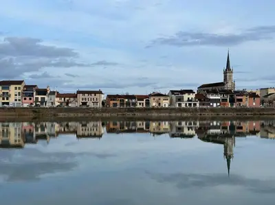 Vue sur la rivière ou le fleuve situé(e) à proximité de l'appartement