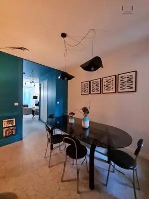 Coin salon dans l'établissement Art déco