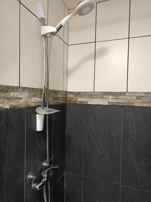 Salle de bains dans l'établissement Studio vert tout équipé wifi