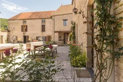 Jardin de l'établissement Les Trois Faisans