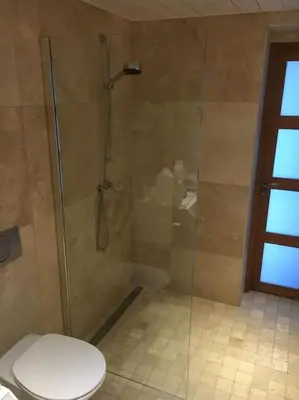 Salle de bains dans l'établissement Ancient house in modern style with large pool