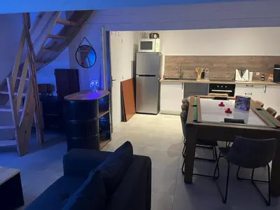 Cuisine ou kitchenette dans l'établissement Chalet 6-8 personnes avec jeux et jaccuzi - Nahleo Chalet