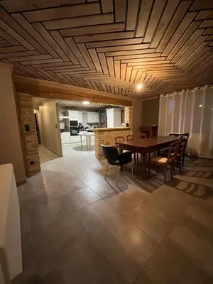 Cuisine ou kitchenette dans l'établissement Maison de campagne