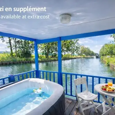 Cottage flottant Terrasse Jacuzzi privé en supplément près Dijon