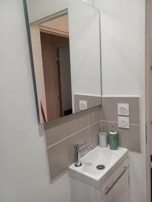 Salle de bains dans l'établissement *Cazotte Zola *