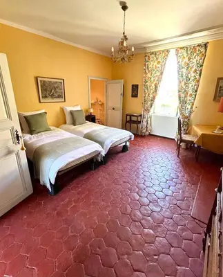 Un ou plusieurs lits dans un hébergement de l'établissement Maison de famille Jacqueline