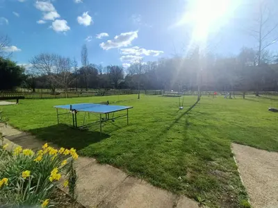 Tennis de table au sein de l'établissement La Forge 8 Personnes ou à proximité