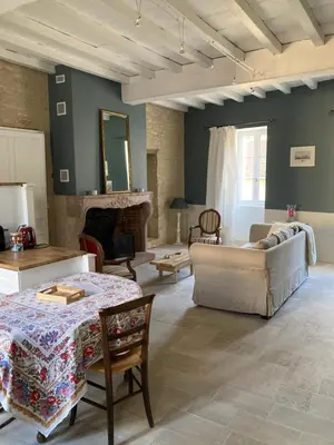 Coin salon dans l'établissement La Chambre du Clos - Meursault