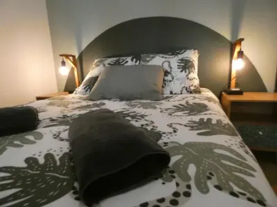 Un ou plusieurs lits dans un hébergement de l'établissement Le Duché - Séjour romantique avec balnéo privative - Dijon centre