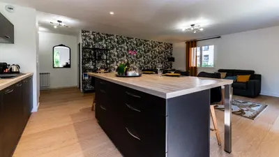 Cuisine ou kitchenette dans l'établissement La Cerisaie