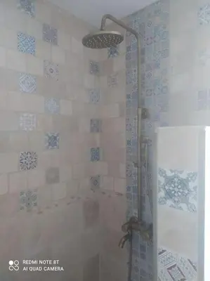 Salle de bains dans l'établissement Charmant Appartement 2 pièces avec extérieur