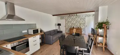 Cuisine ou kitchenette dans l'établissement La Louve