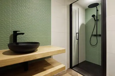 Salle de bains dans l'établissement La Maison Rossi, Demeure chic