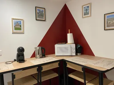 Plateau bouilloire dans l'établissement Chez Marie et Angel