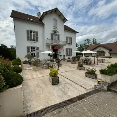 Logis Hôtel & Restaurant Le Parcey