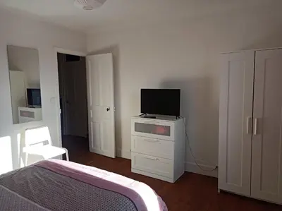 Télévision ou salle de divertissement dans l'établissement Gîte de la fontaine