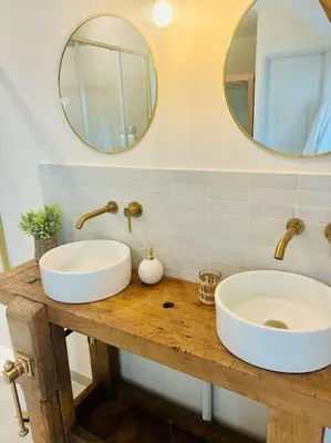 Salle de bains dans l'établissement Le Cocon