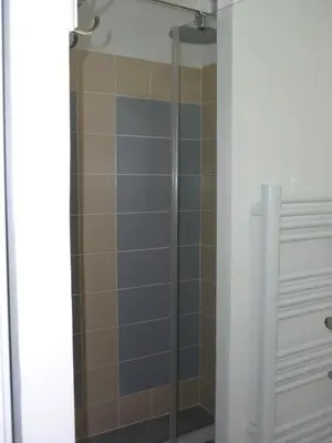 Salle de bains dans l'établissement gite des palmiers