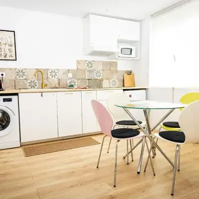 Studio fonctionnel et confortable avec jardin