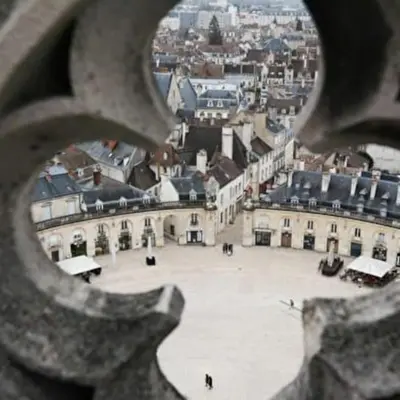 Vue générale sur Dijon ou vue de la ville depuis l'appartement