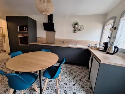 Cuisine ou kitchenette dans l'établissement le Nolaytoît