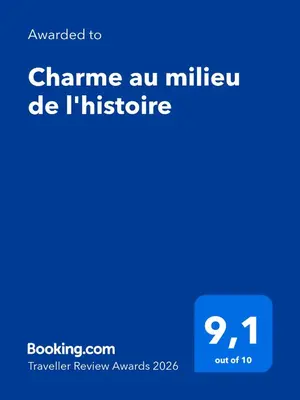 Certificat, récompense, panneau ou autre document affiché dans l'établissement Charme au milieu de l'histoire