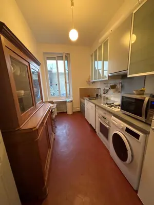 Cuisine ou kitchenette dans l'établissement La Vie Dijonnaise