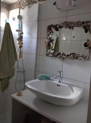Salle de bains dans l'établissement Gîte de la danse