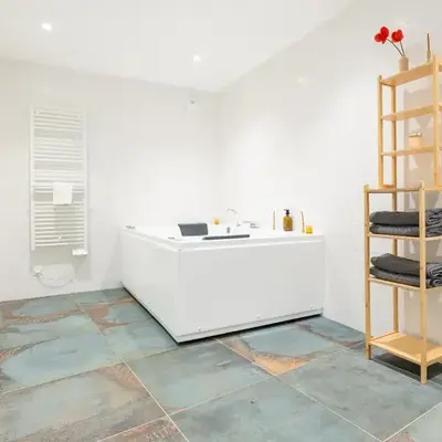 Grand Duplex avec Spa et Parking privé- 8 personnes