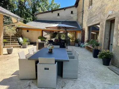 Terrasse ou espace extérieur de l'établissement Le relais diligence