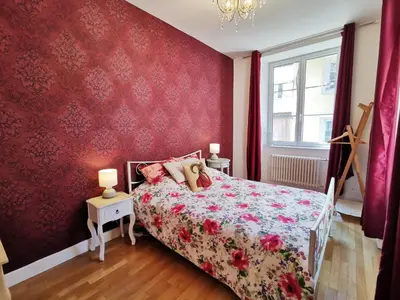 Un ou plusieurs lits dans un hébergement de l'établissement Appartement 3 chambres au cœur du Jura, idéal famille