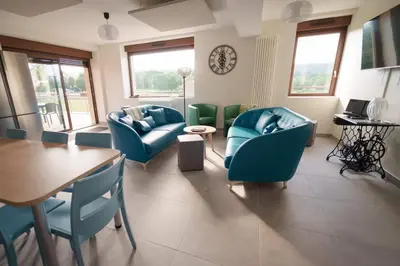 Coin salon dans l'établissement Gîte du Haut Morvan
