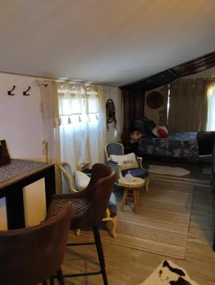 Coin salon dans l'établissement L'évasion de l'ouest
