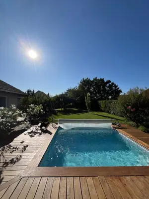 Piscine de l'établissement La remise ou située à proximité