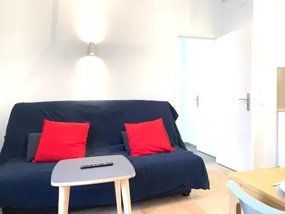 Coin salon dans l'établissement Appart'Village Le Creusot centre - Parking facile - Bus gare TGV 17 min