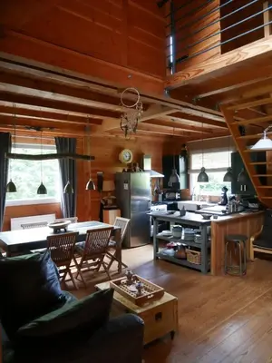 Plan de l'établissement Chalet charmant à Marigny-l'Église avec cheminée