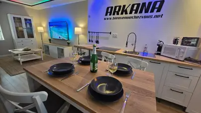 Cuisine ou kitchenette dans l'établissement ARKANA, appartement avec 2 places de parking