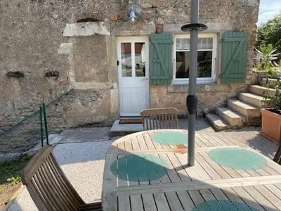 Jardin de l'établissement Petite maison de charme à Thury