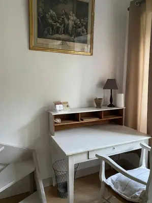 Plan de l'établissement Petite maison de charme à Thury